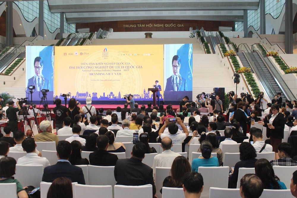 “Đại hội Công nghiệp Du lịch Quốc gia” lần thứ I (National Tourism Industry Summit)