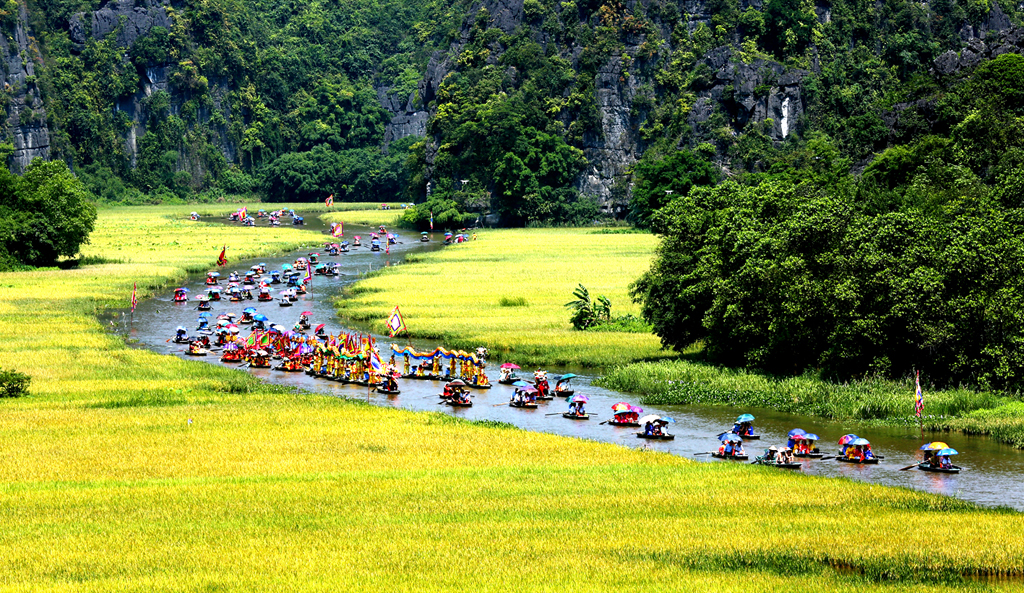 Phát triển du lịch xanh ở Ninh Bình